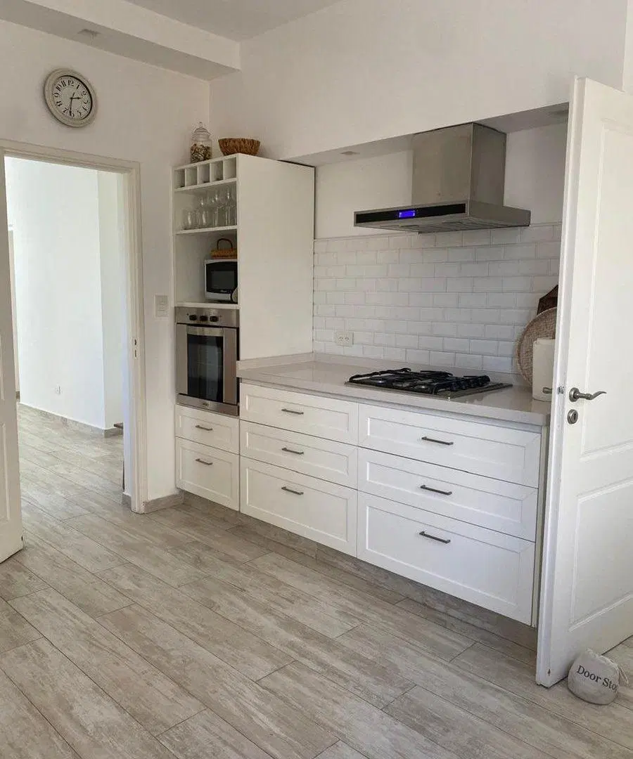 VENTA CASA CON PISCINA BARRIO STA ELENA PILAR ESTE 3