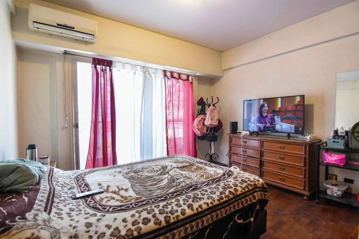 Venta PH RESERVADA Cochera Parque Patricios 4