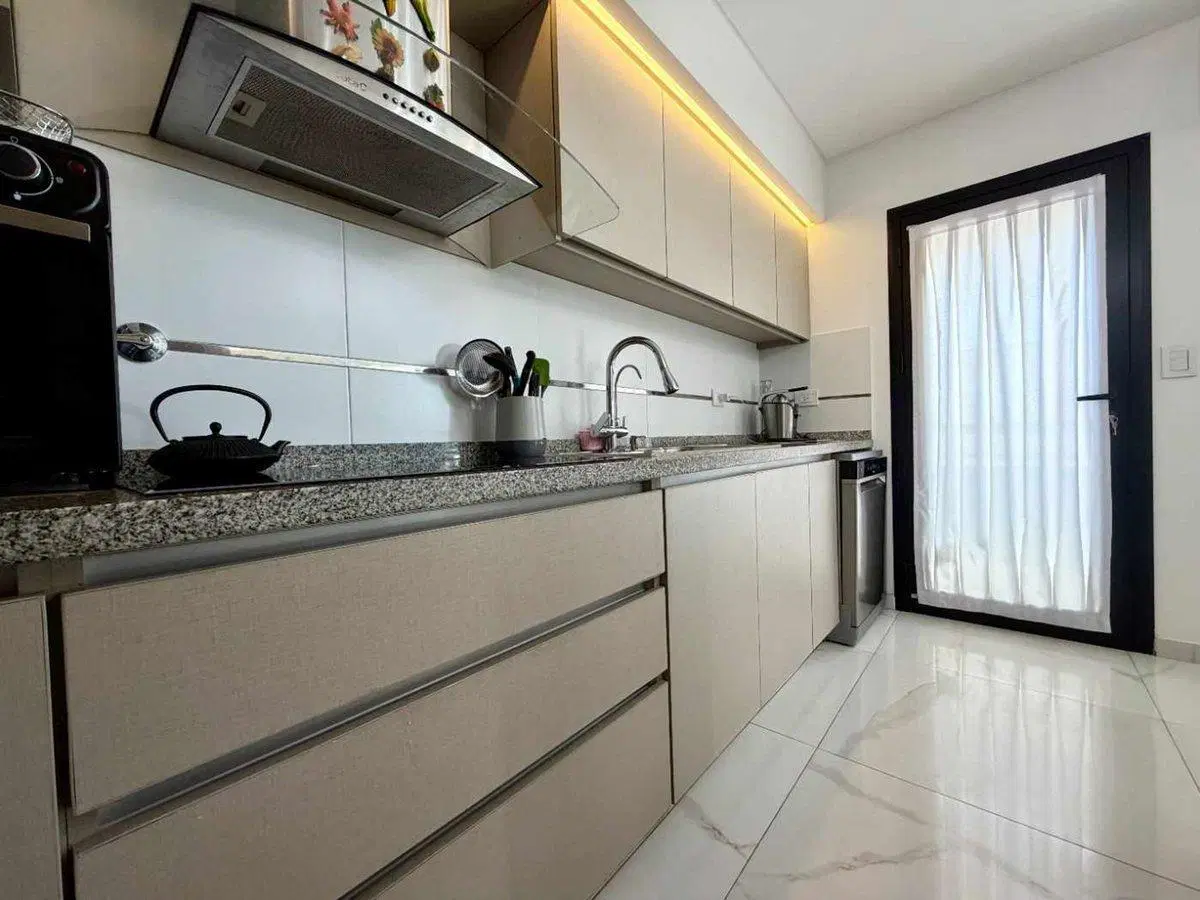 Venta departamento 4 ambientes cochera y balcon 3