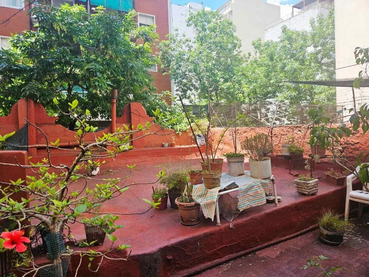 VENTA CASA 10 AMBIENTES EN BALVANERA A REFACCIONAR 4