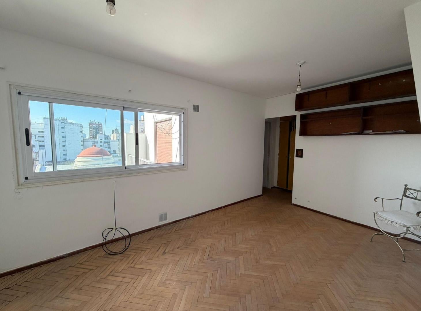 DEPARTAMENTO 2 AMBIENTES MONSERRAT CON BALCON