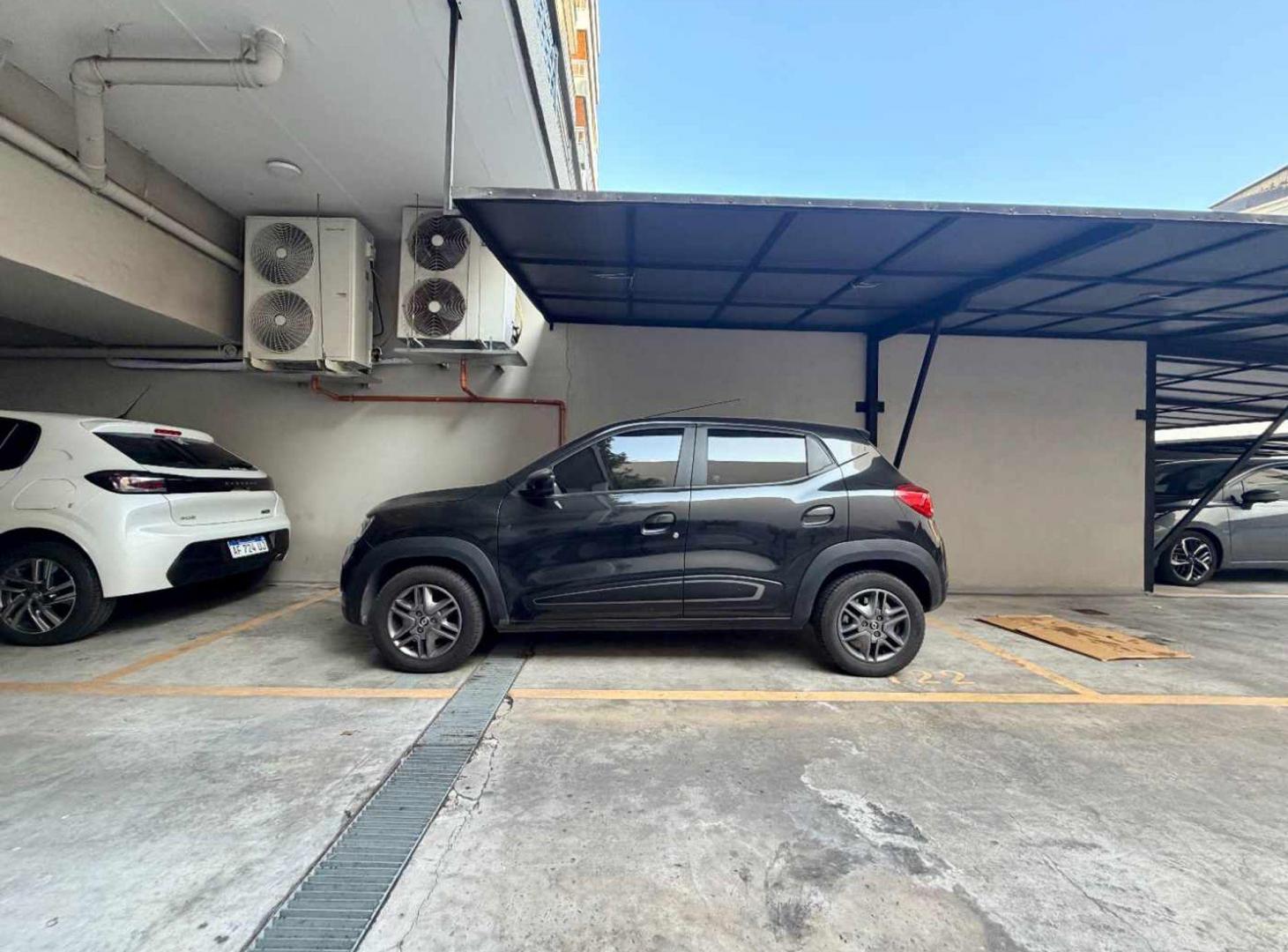 Venta cochera fija y cubierta en Caballito CABA