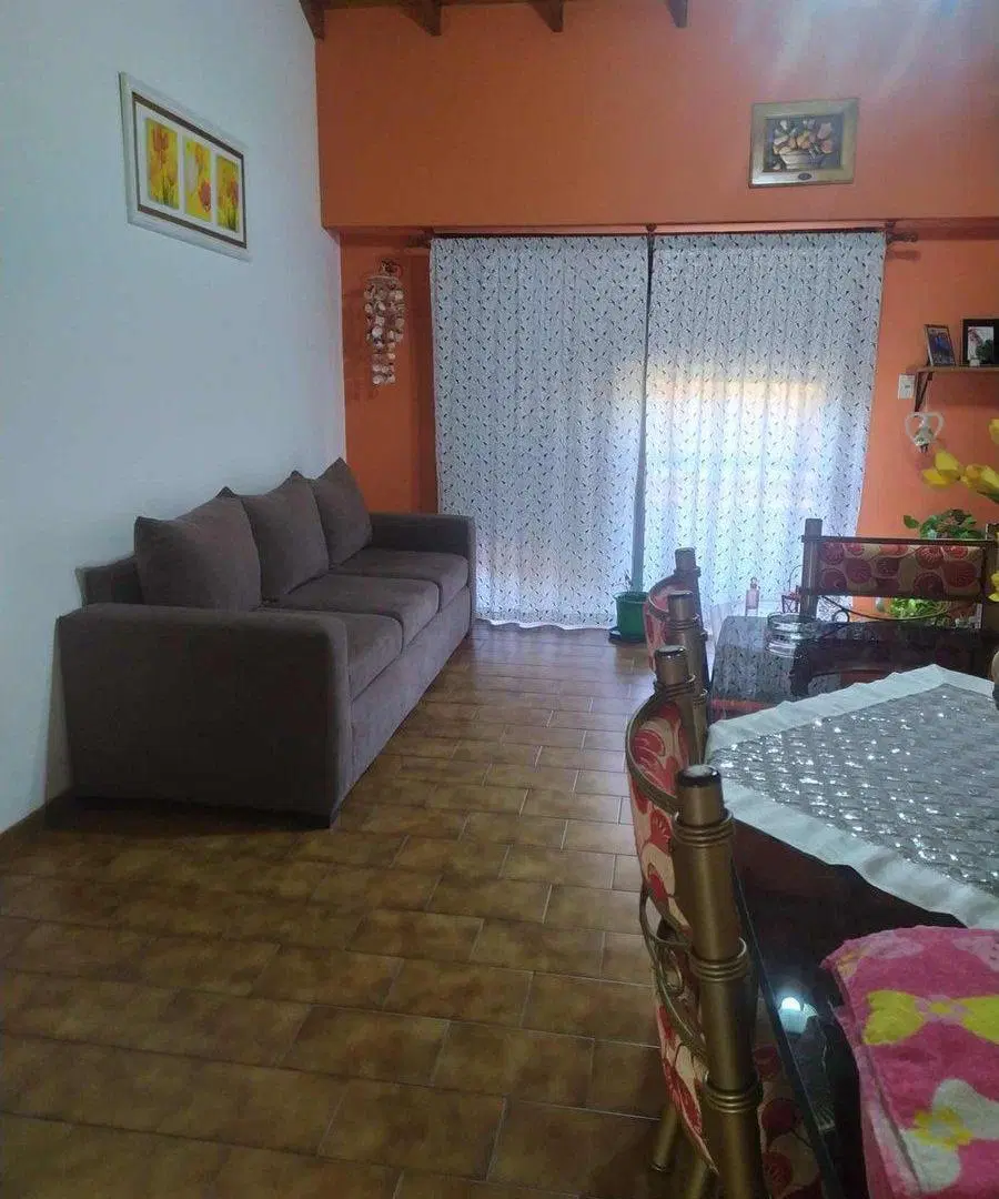 CASA 3 AMBIENTES LANUS OESTE VENTA  CON LOCAL 5