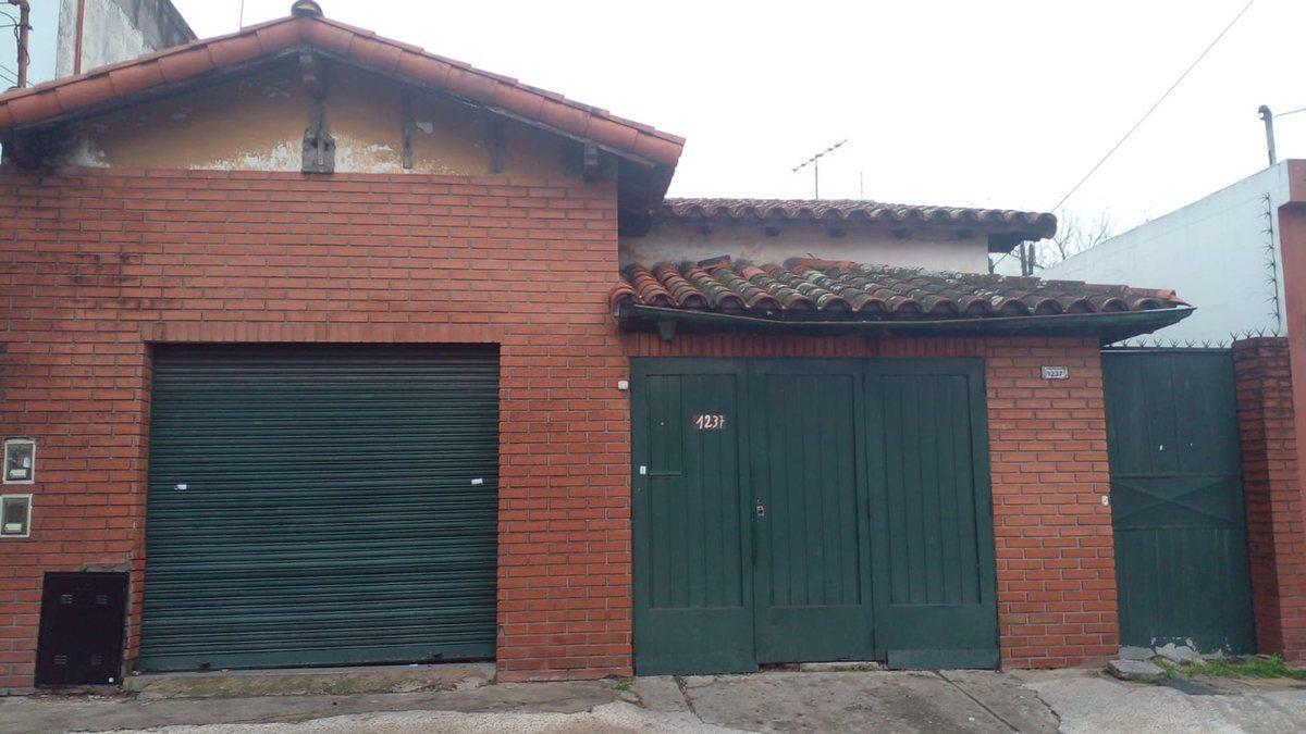 VENTA CASA TODA A RECICLAR GRAN OPORTUNIDAD!!!!!