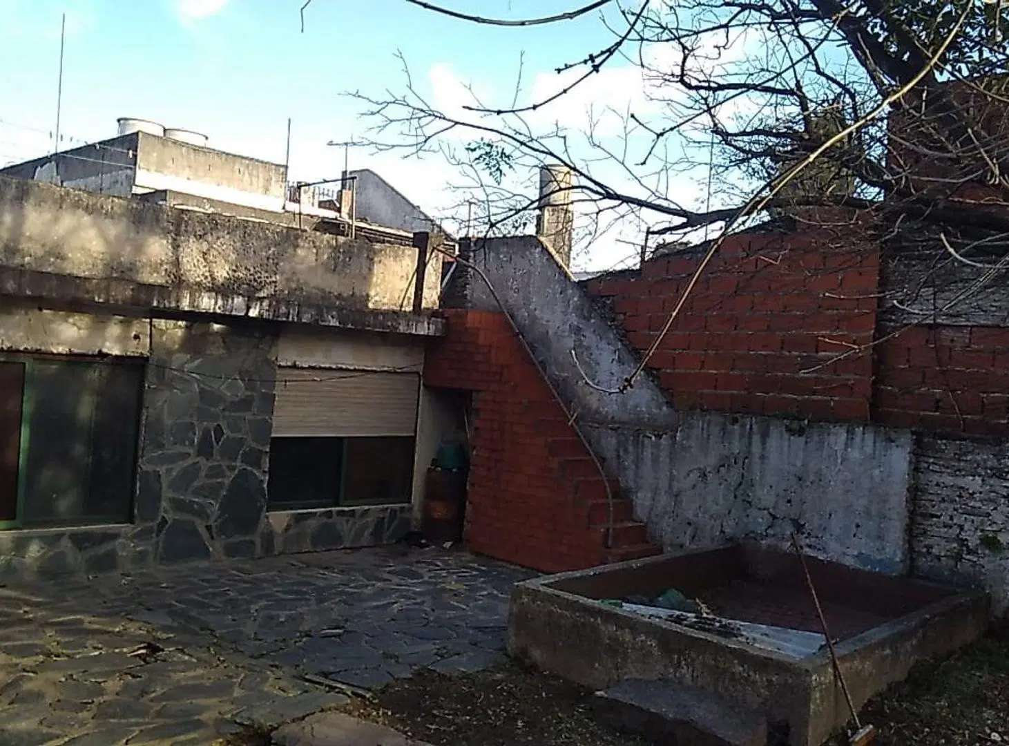 VENTA  CASA TODA  A RECICLAR GRAN OPORTUNIDAD!!!!! 4