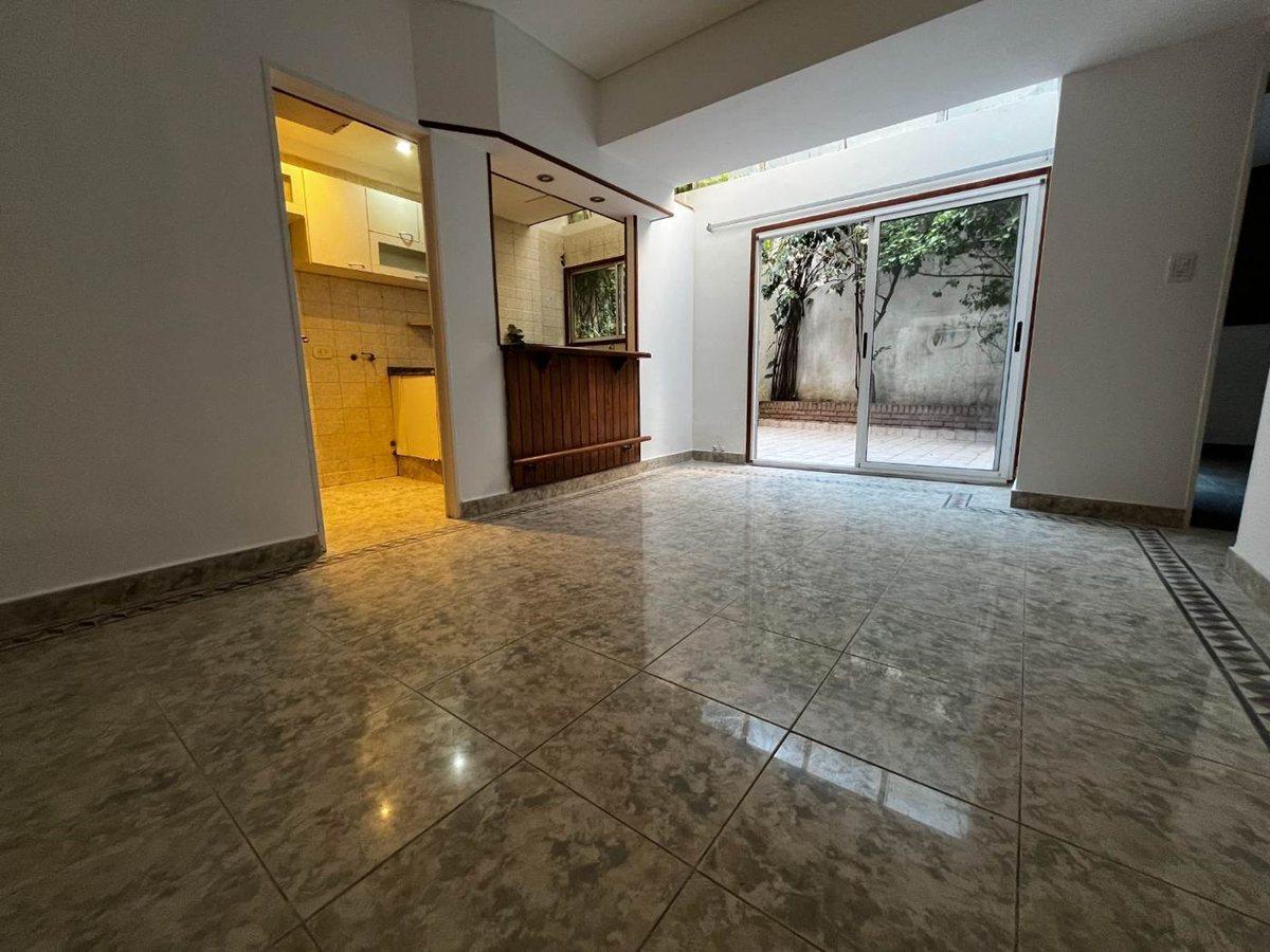 VENTA DEPARTAMENTO 2 AMBIENTES PATIO EN CABALLITO