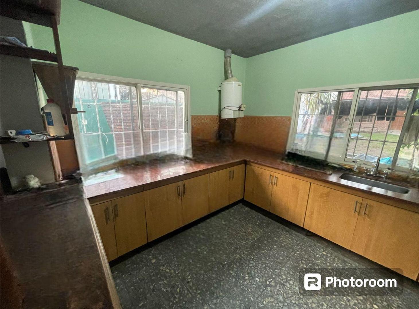 Foto de VENTA CASA 4 AMBIENTES LUIS GUILLON PILETA JARDIN, imagen 5