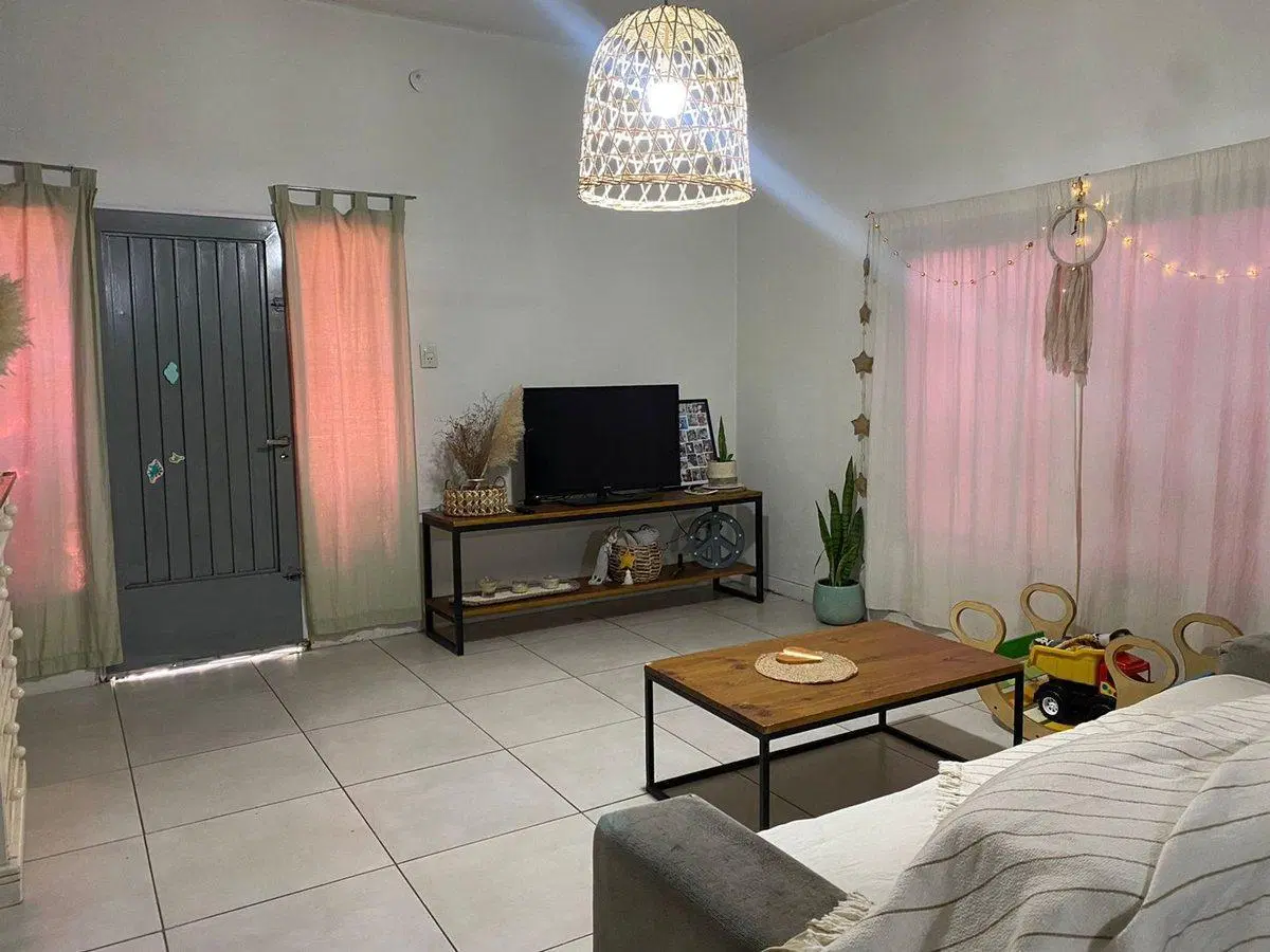 VENTA CASA 4 AMBIENTES EN BERAZATEGUI CON PATIO 3
