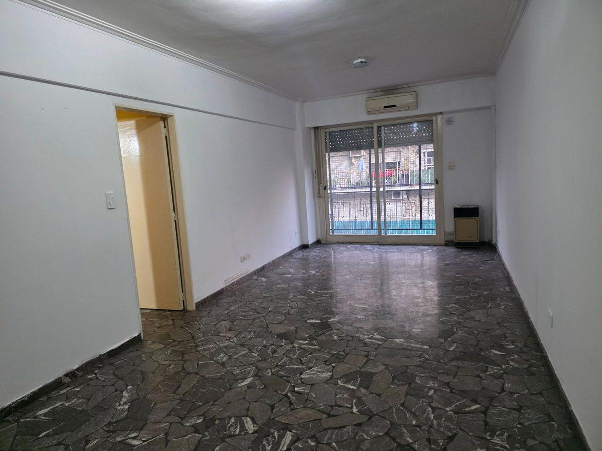 Venta 4 amb dependencia cochera Villa del Parque
