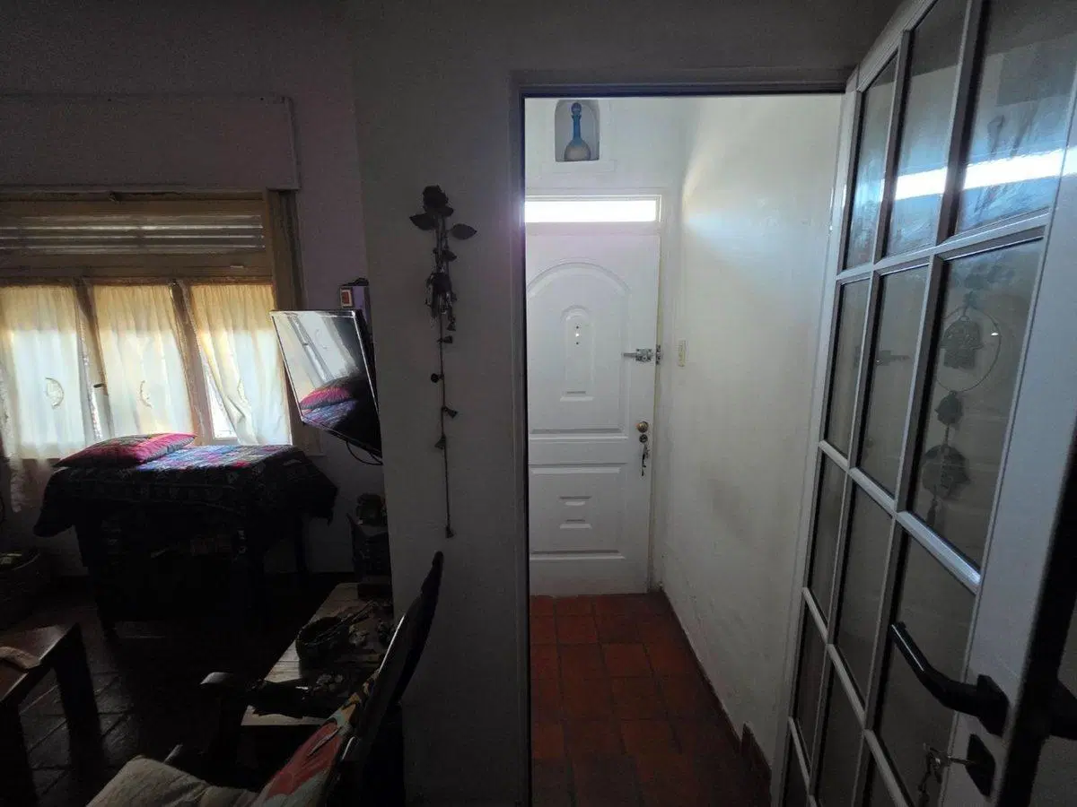 Venta PH 4 ambientes patio terraza Monte Castro 4