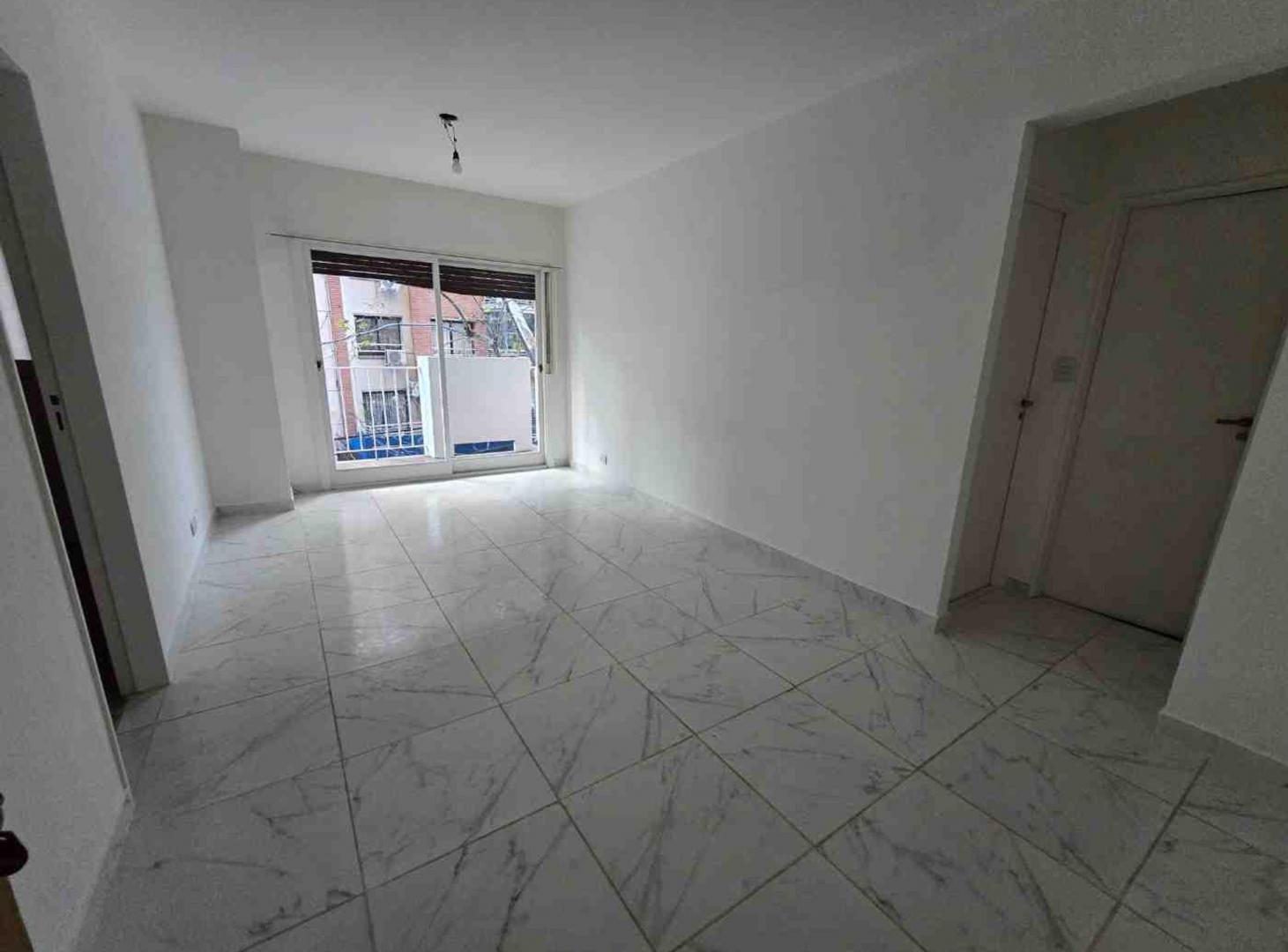 Foto de ALQUILER DEP 2 AMB CON BALCON AL FRENTE-PALERMO, imagen 3