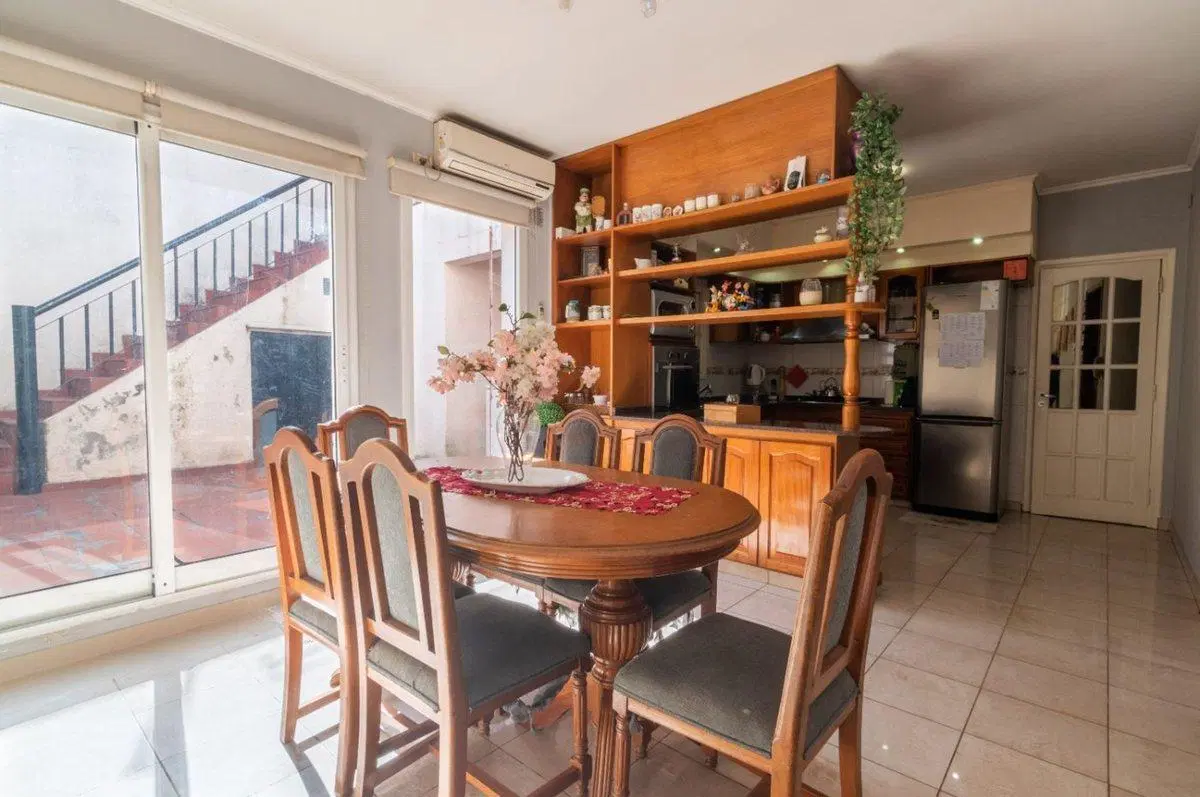 Casa 7 ambientes Avellaneda 3