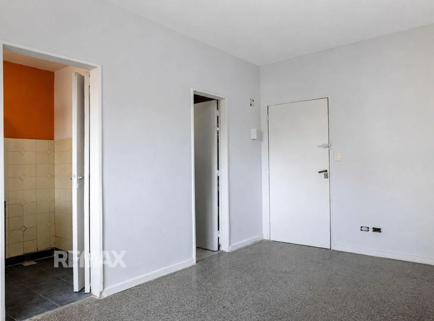 VENTA DEPARTAMENTO MONOAMBIENTE PARQUE PATRICIOS 5