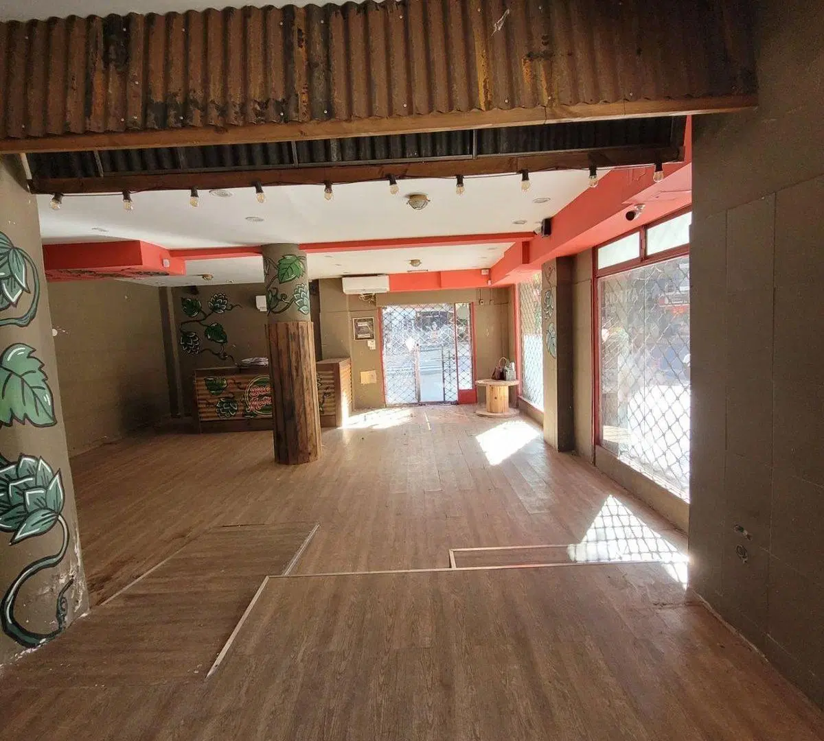 Alquiler Cañitas Local Comercial en Esquina 76 m2 5