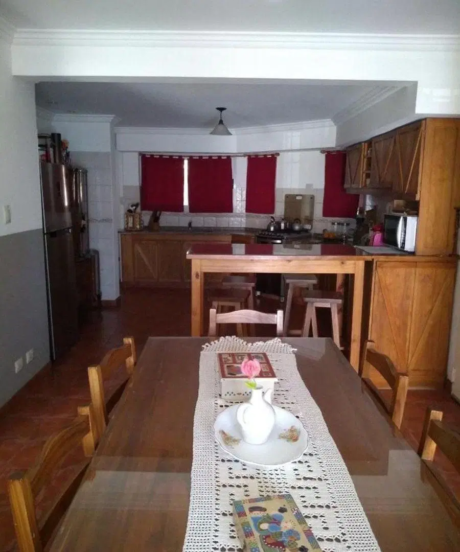 VENTA CASA 5 AMB. GARAGE PARQUE PILETA, LIBERTAD 3
