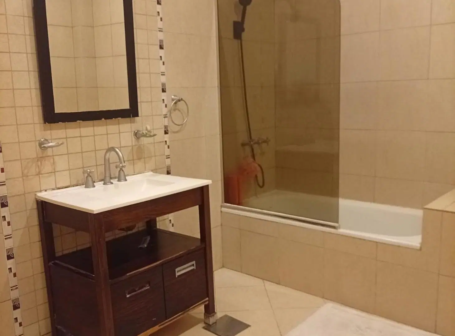 Venta casa 5 amb cochera galpón terraza Pompeya 3