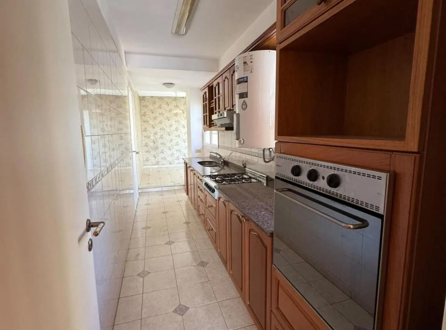 VENTA DEPARTAMENTO 3 AMBIENTES PISO ALTO CONGRESO 8