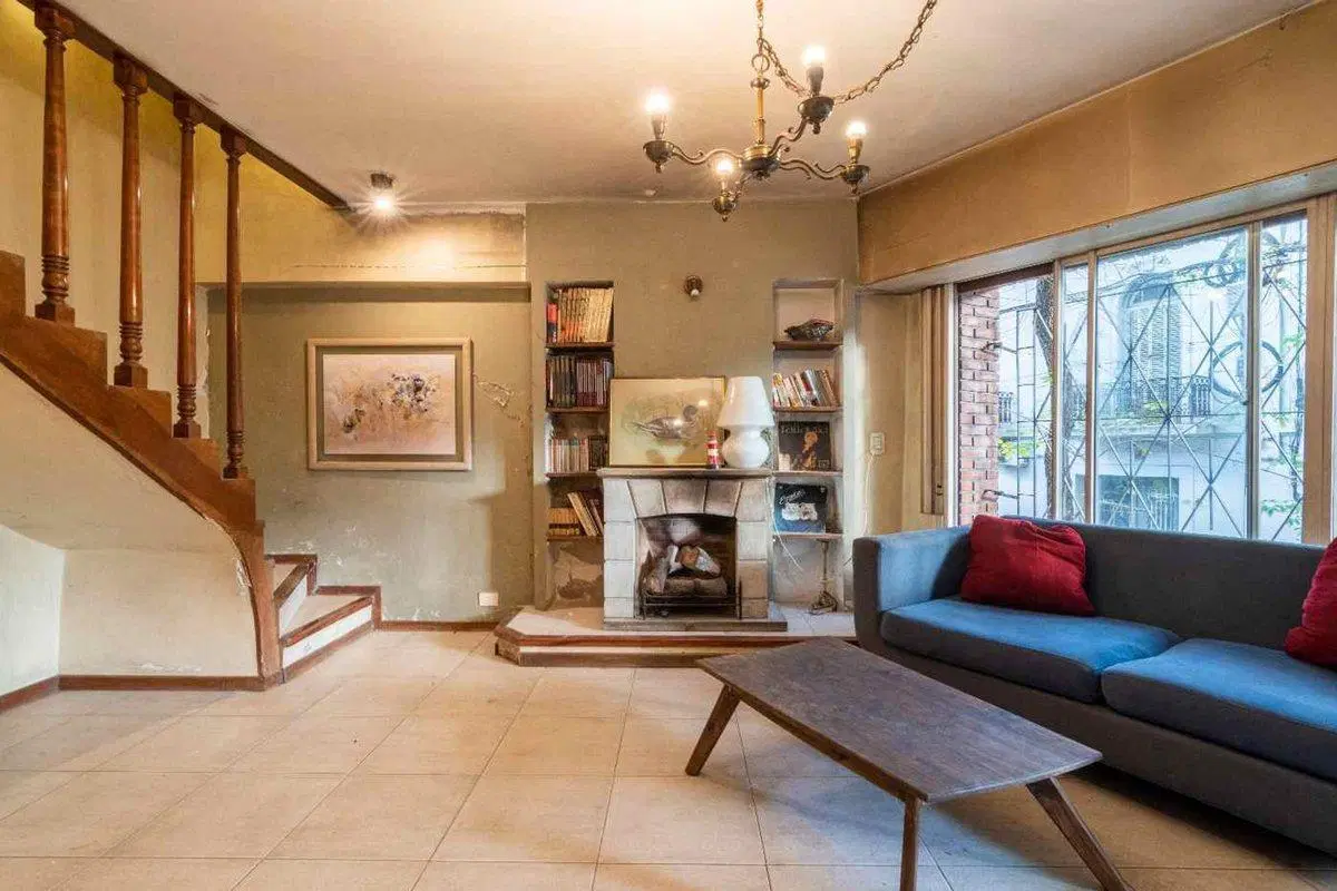 CASA 7 AMBIENTES C/COCHERA EN SAN CRISTOBAL 4
