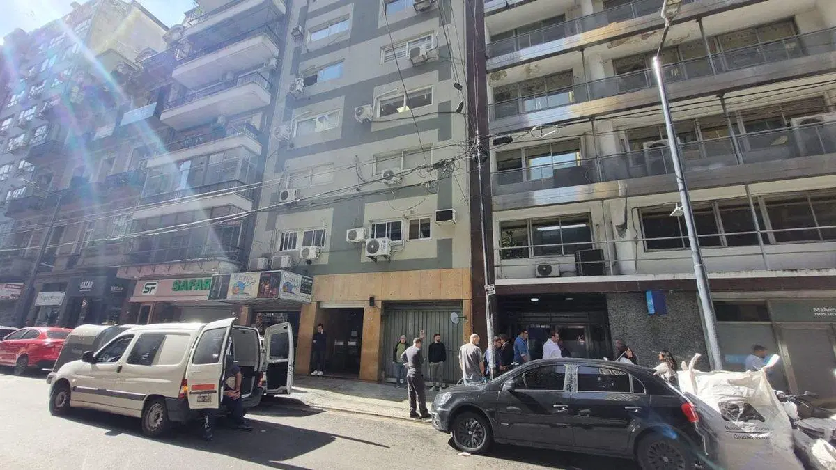 VENTA COCHERA EN SAN NICOLAS IDEAL INVERSION 4