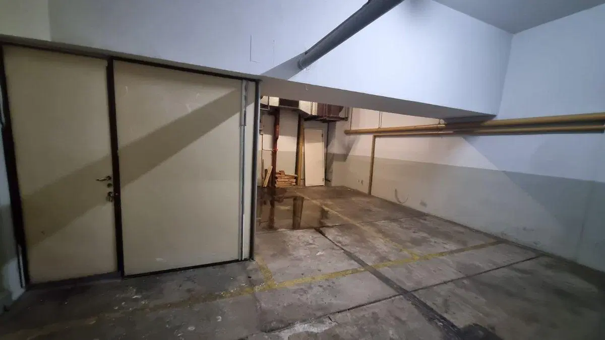 VENTA COCHERA EN SAN NICOLAS IDEAL INVERSION 2