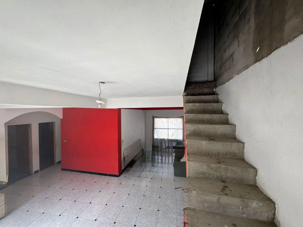 CASA 8 AMBIENTES VENTA DOS PLANTAS VILLA CELINA 2