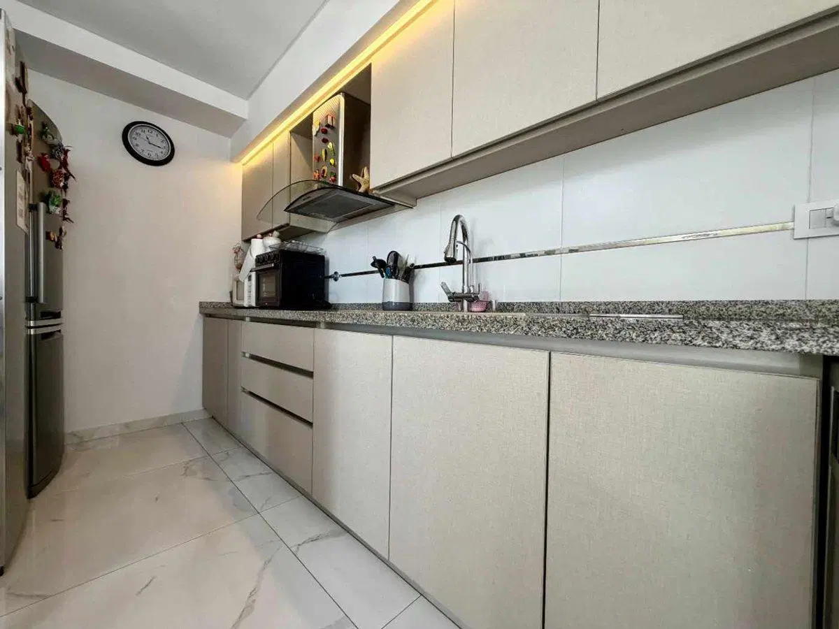 Venta departamento 4 ambientes cochera y balcon 5