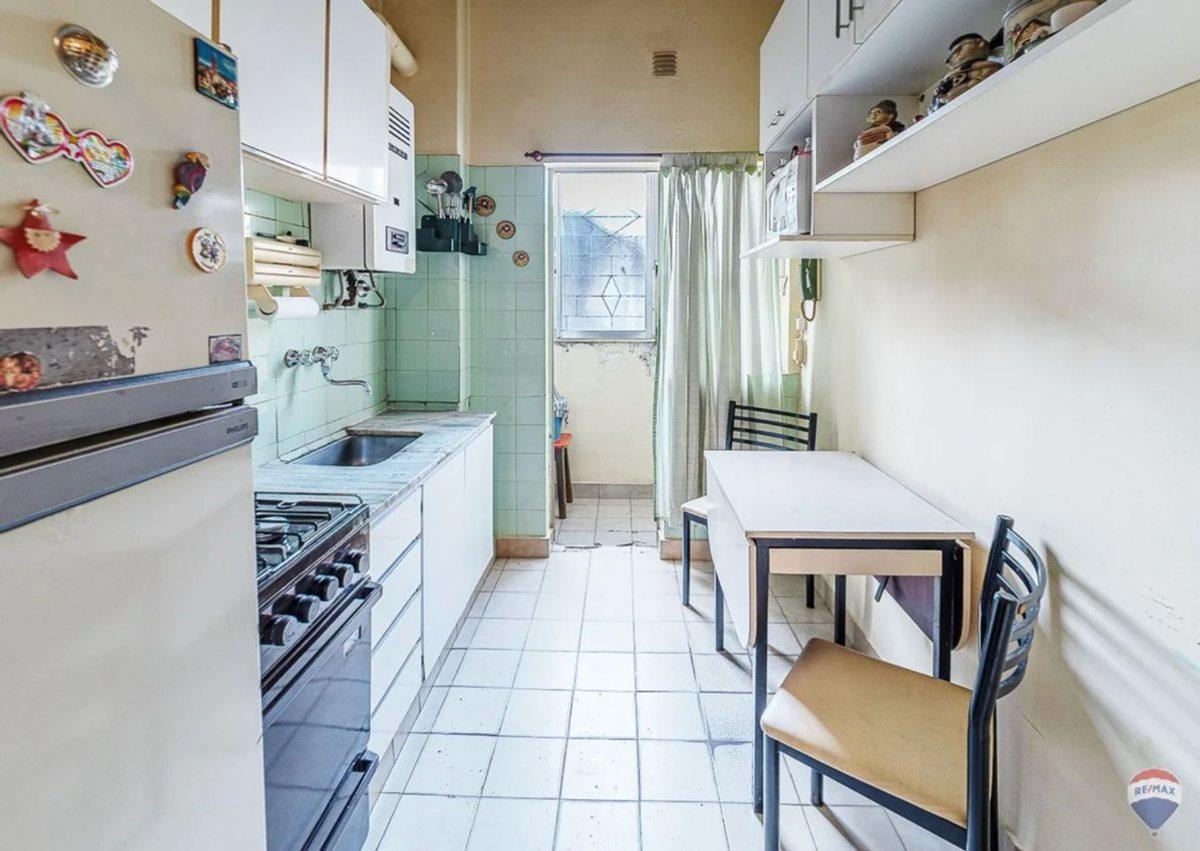 Foto de Venta Departamento RESERVADO 3 Ambientes Monserrat, imagen 1