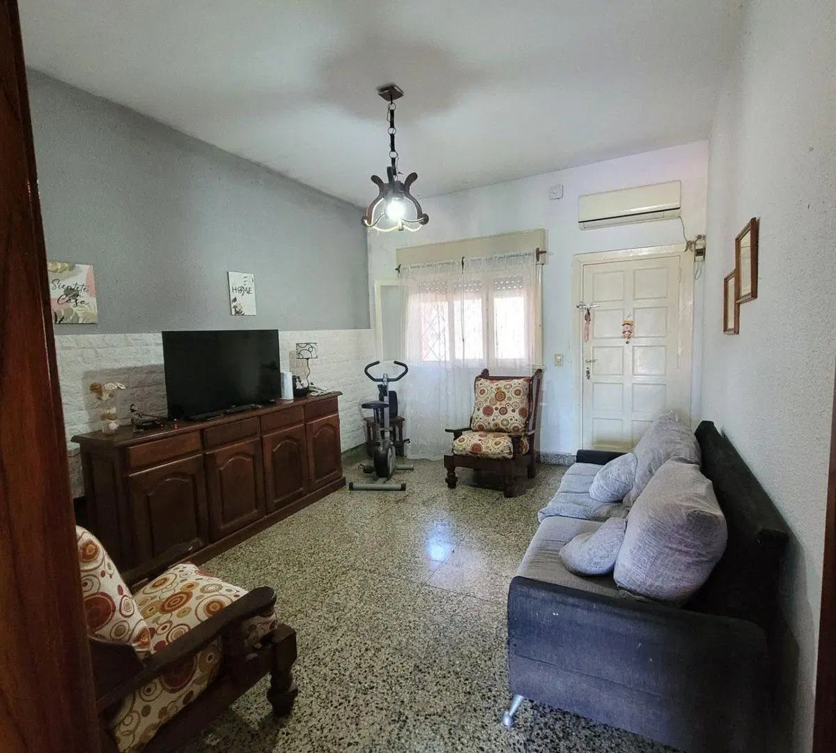 Venta Casa Lanús 3 ambientes Jardín  Parrilla Qcho 8