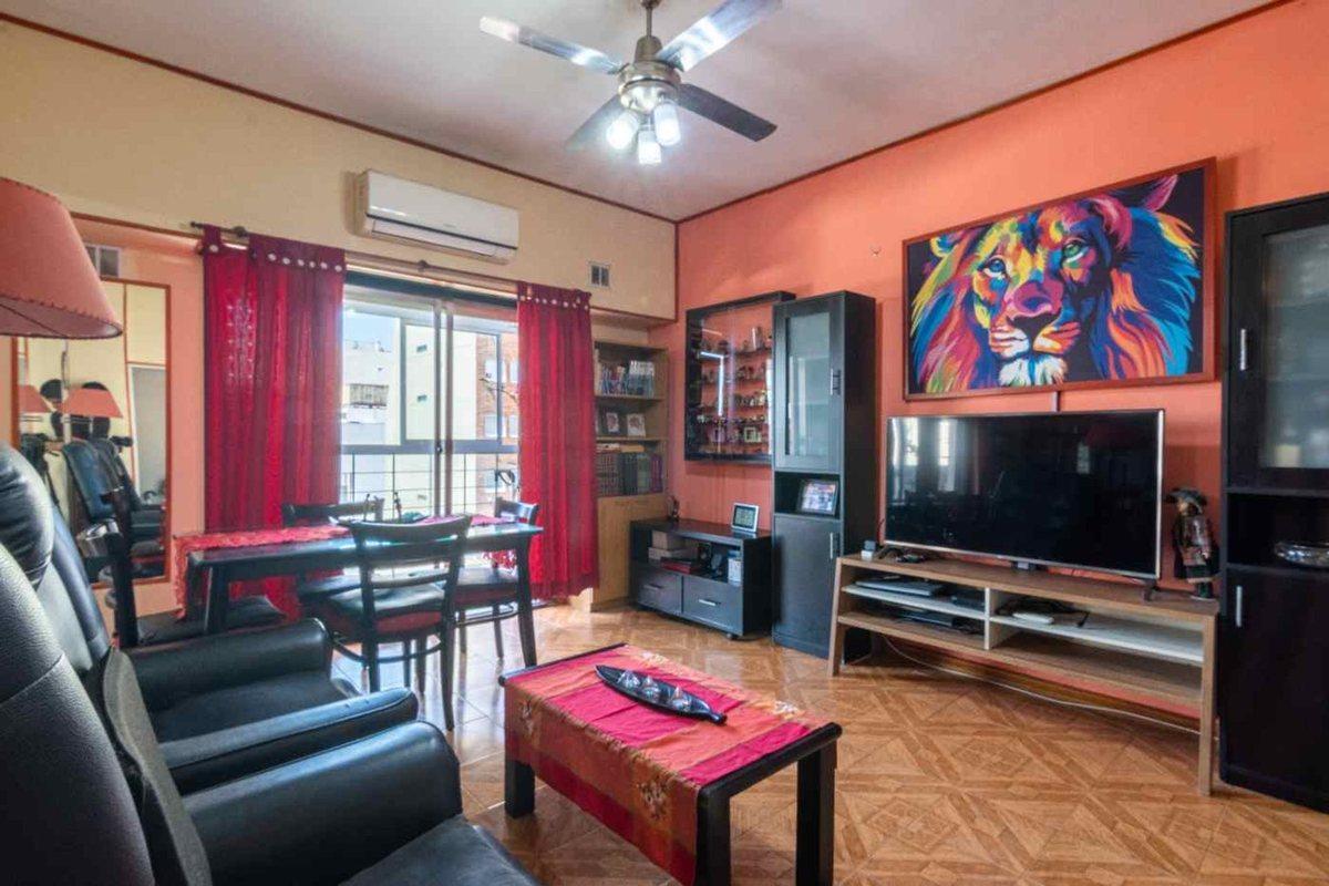 Foto de VENTA DEPARTAMENTO 4 AMBIENTES SAN CRISTOBAL, imagen 2