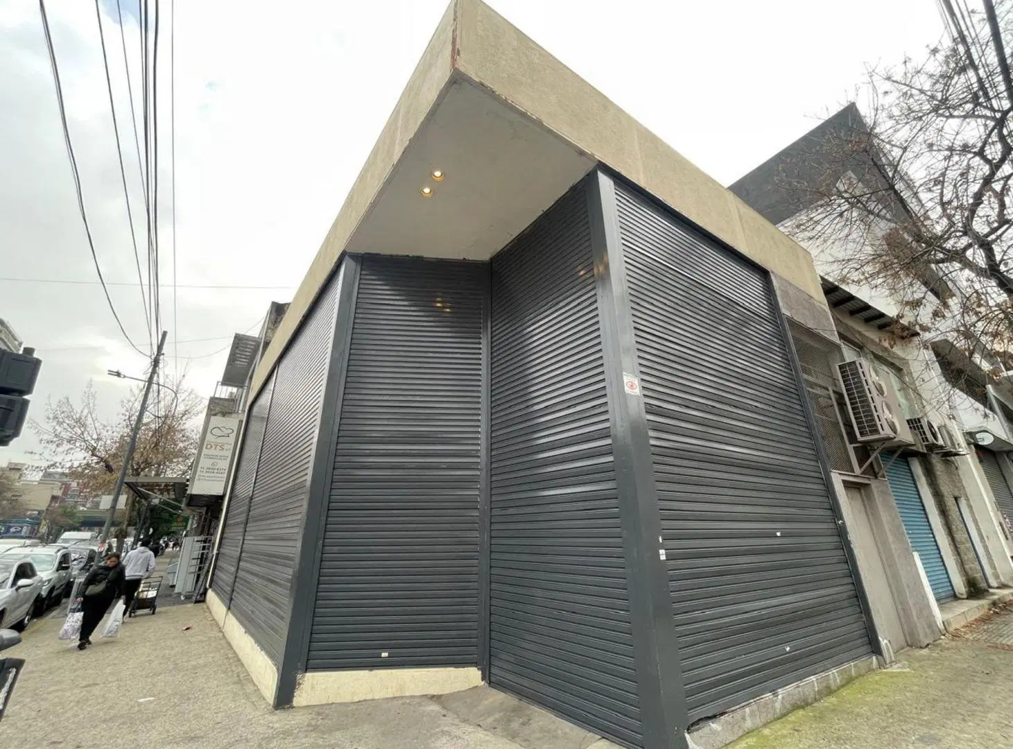 VENTA LOCAL COMERCIAL SAN CRISTOBAL 5
