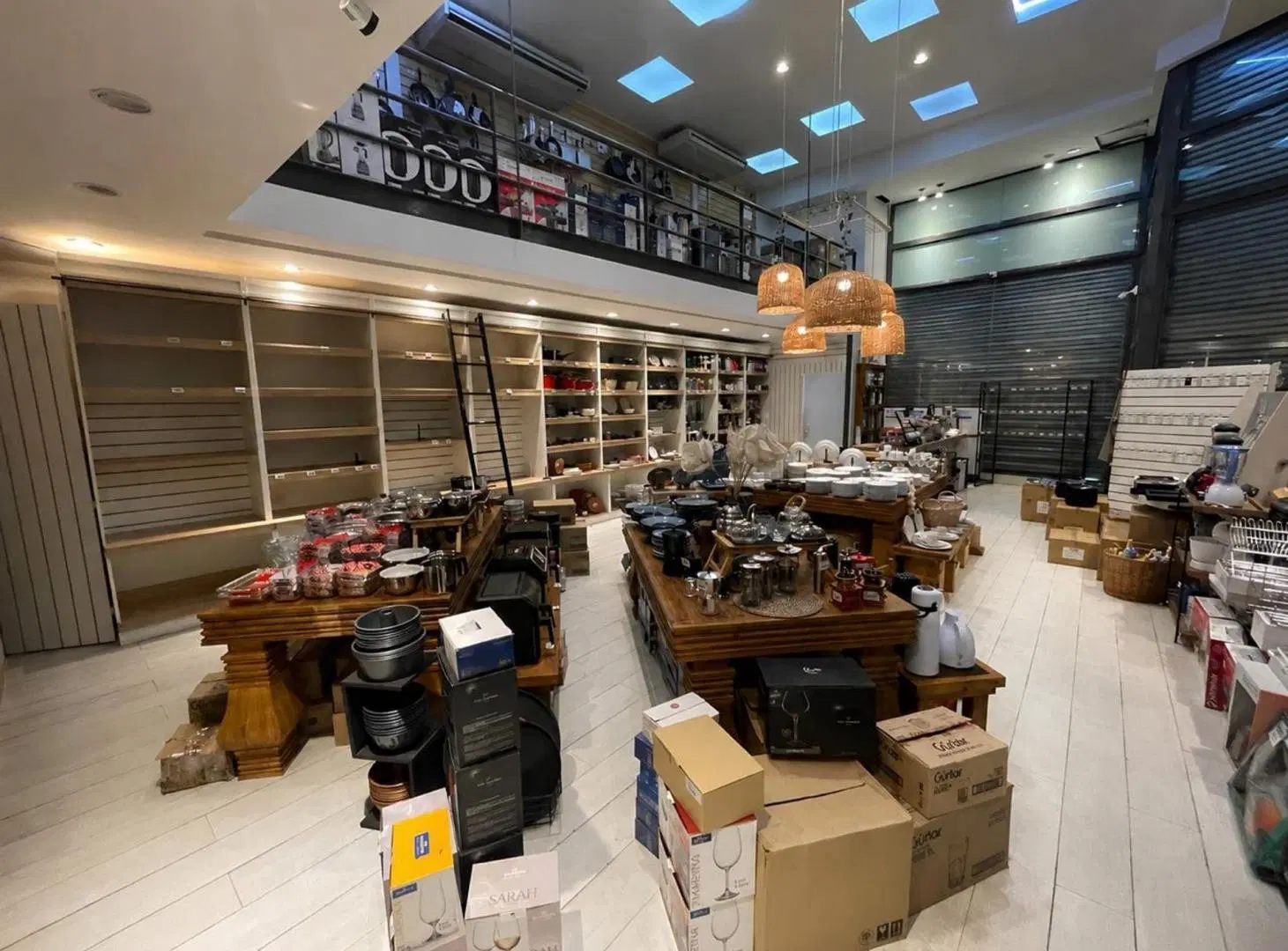 VENTA LOCAL COMERCIAL SAN CRISTOBAL 2