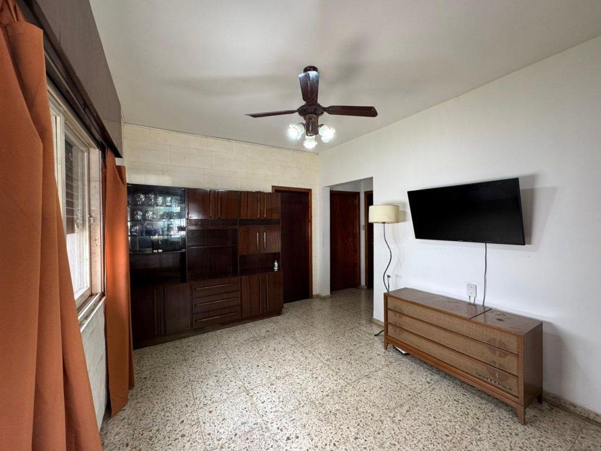 Foto de VENTA CASA 3 AMB BERAZATEGUI PARRILLA CCE VARELA, imagen 3