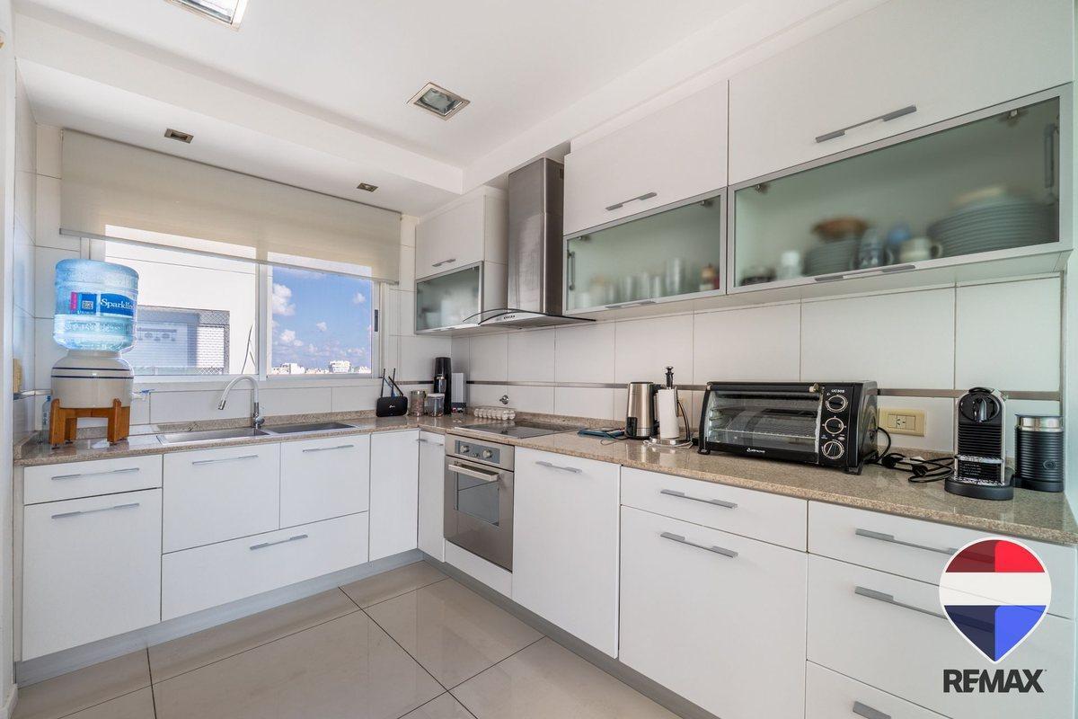 Foto de Venta depto 5 amb balcón terraza Villa pueyrredón, imagen 4