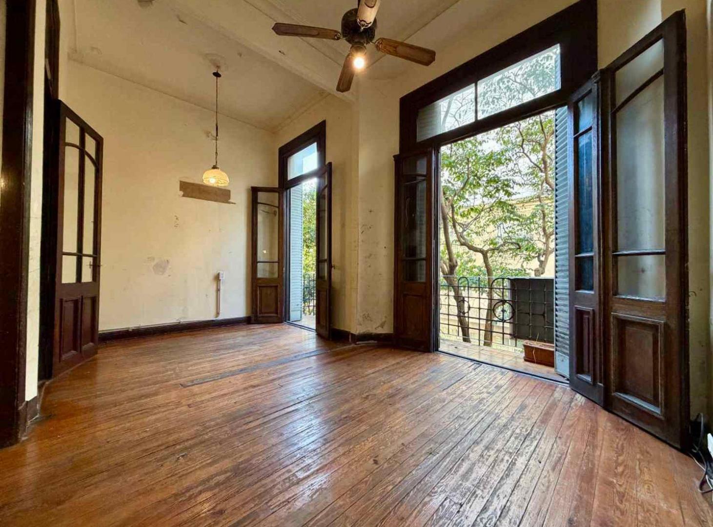 Foto de Venta ph 3 ambientes con balcon a refaccionar caba, imagen 1