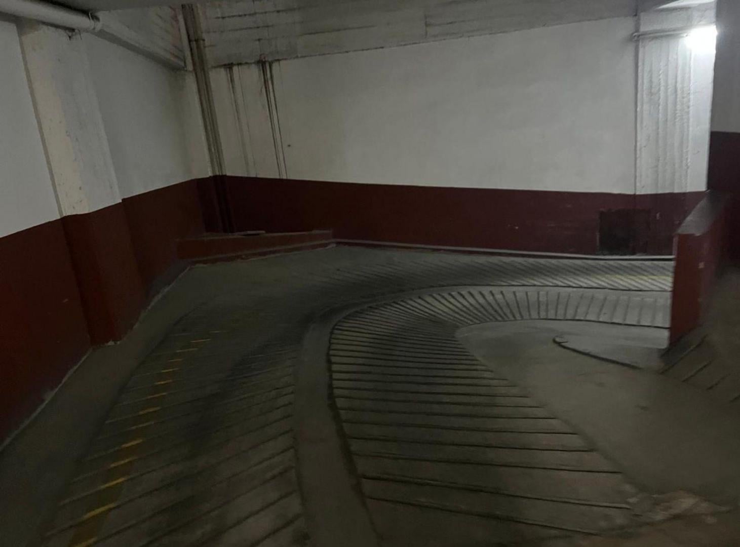 Foto de VENTA COCHERA EN EL BARRIO DE SAN CRISTOBAL, imagen 4