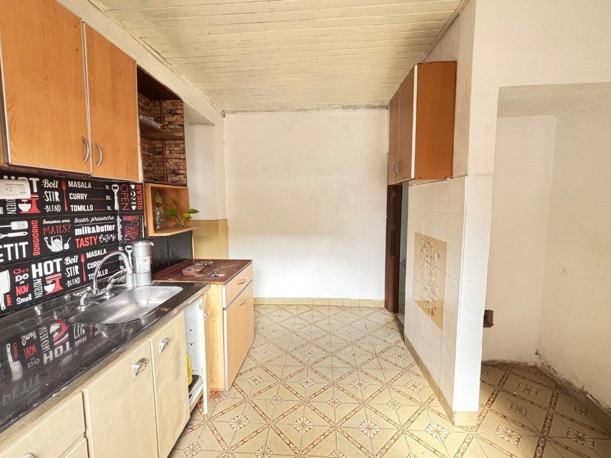 Foto de VENTA CASA 4 AMB. LOTE PROPIO POTENCIAL LUGANO, imagen 5