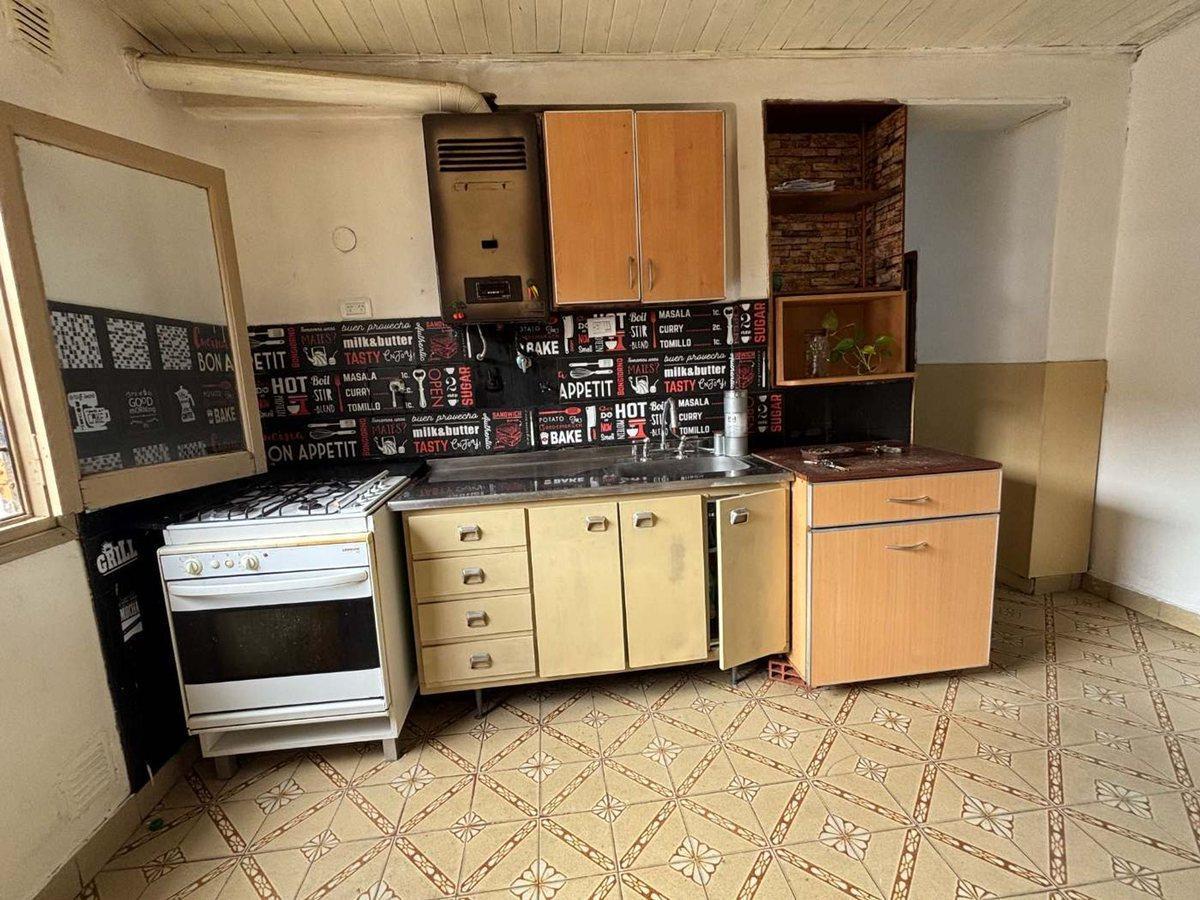 Foto de VENTA CASA 4 AMB. LOTE PROPIO POTENCIAL LUGANO, imagen 4