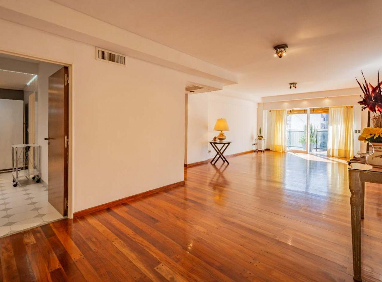 Foto de VENTA DEPARTAMENTO 5 AMBIENTES COCHERA RECOLETA, imagen 4