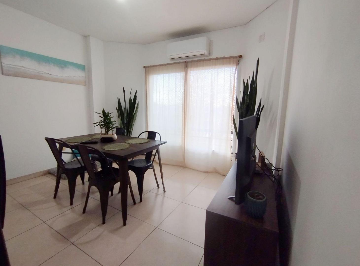 Foto de Venta Departamento Lanús Este 2 ambientes Frente, imagen 1