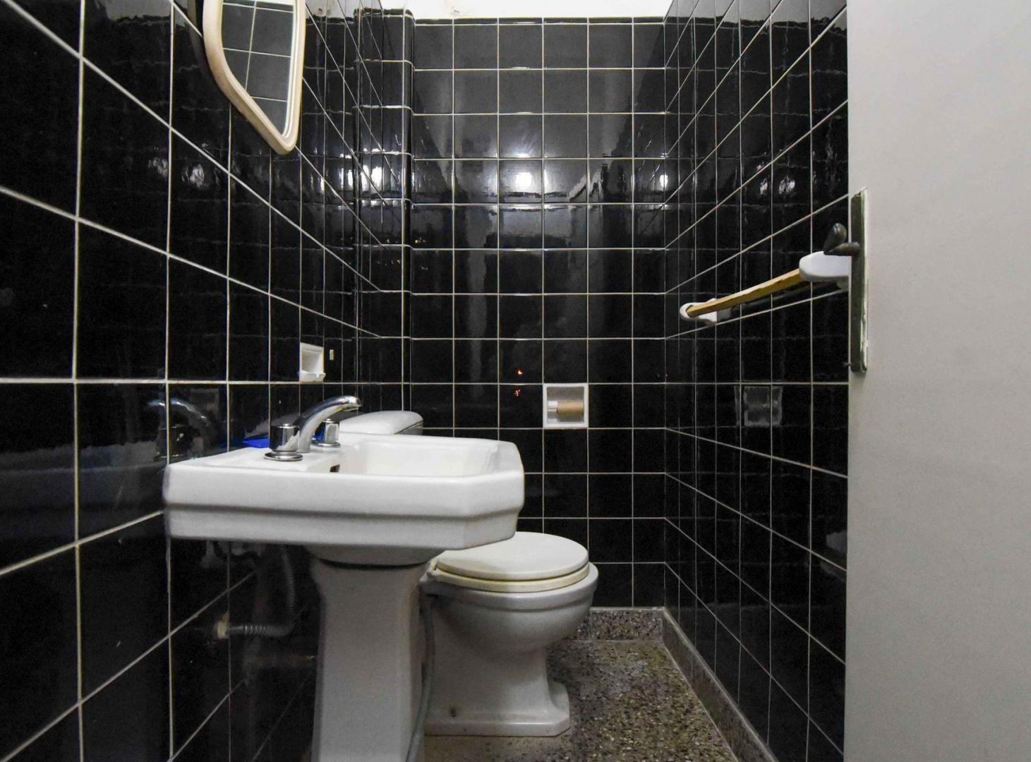 Foto de VENTA PH 5 AMBIENTES CONSTITUCION SIN EXPENSAS, imagen 5