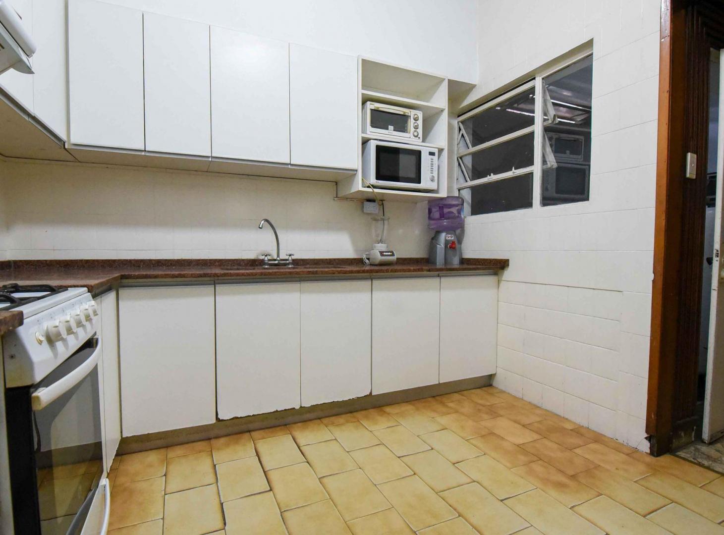Foto de VENTA PH 5 AMBIENTES CONSTITUCION SIN EXPENSAS, imagen 1