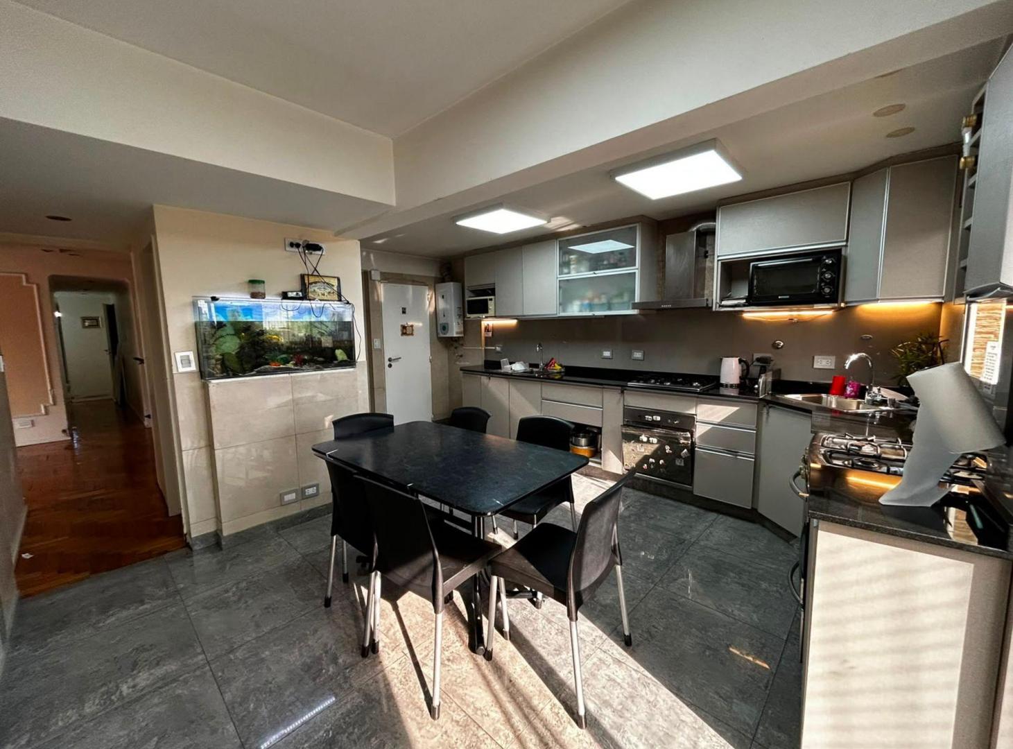 Foto de Venta Departamento Floresta 4 ambientes balcon, imagen 3