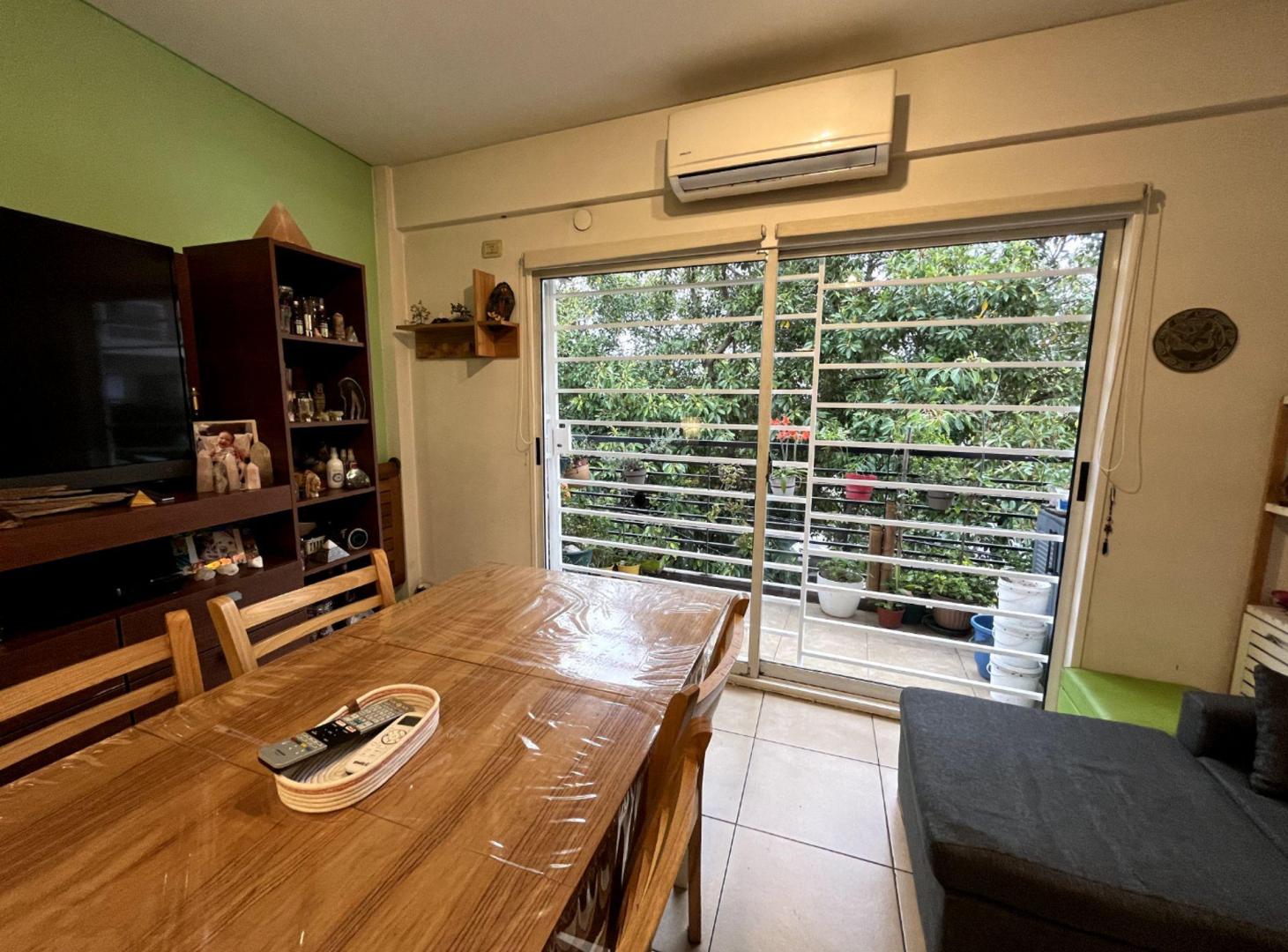 Foto de VENTA DEPARTAMENTO 2 AMBIENTES BALCON NVA. POMPEYA, imagen 2