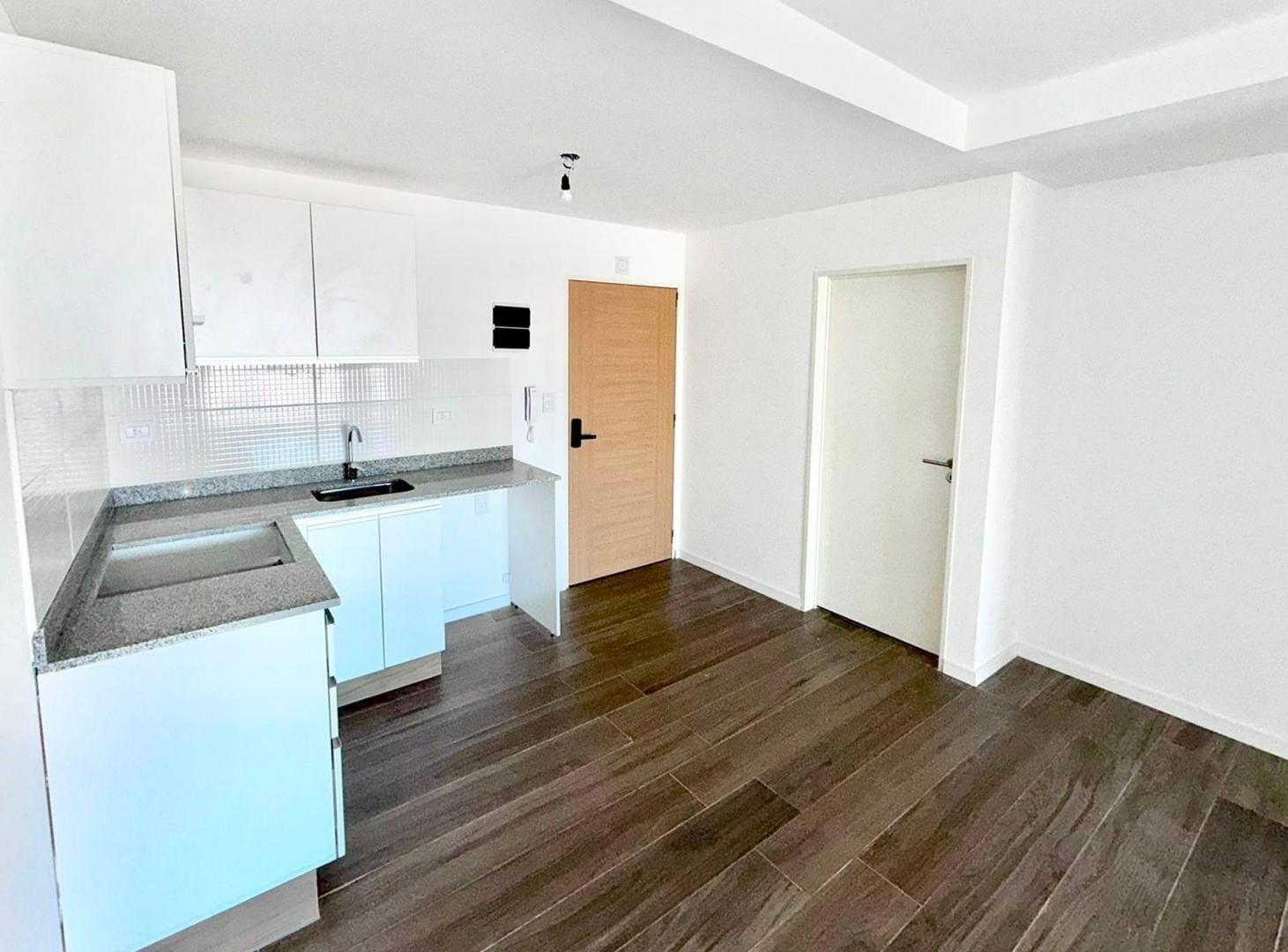 Foto de VENTA 2 AMBIENTES SAN CRISTOBAL FINANCIACION, imagen 4