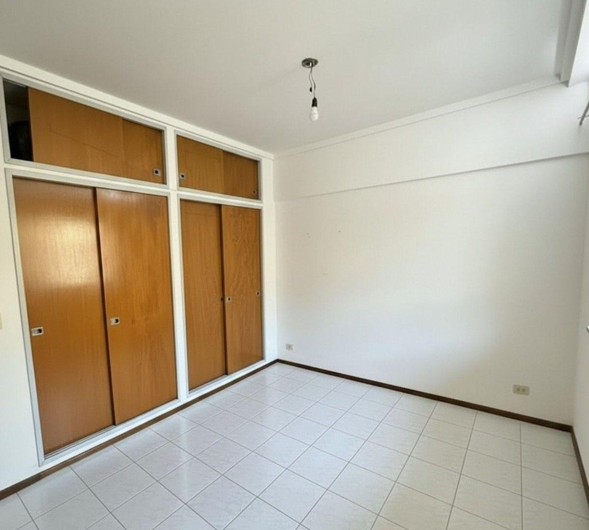 Foto de VENTA CASA 3 AMB R. DE ESCALADA / GALPON / COCHERA, imagen 1