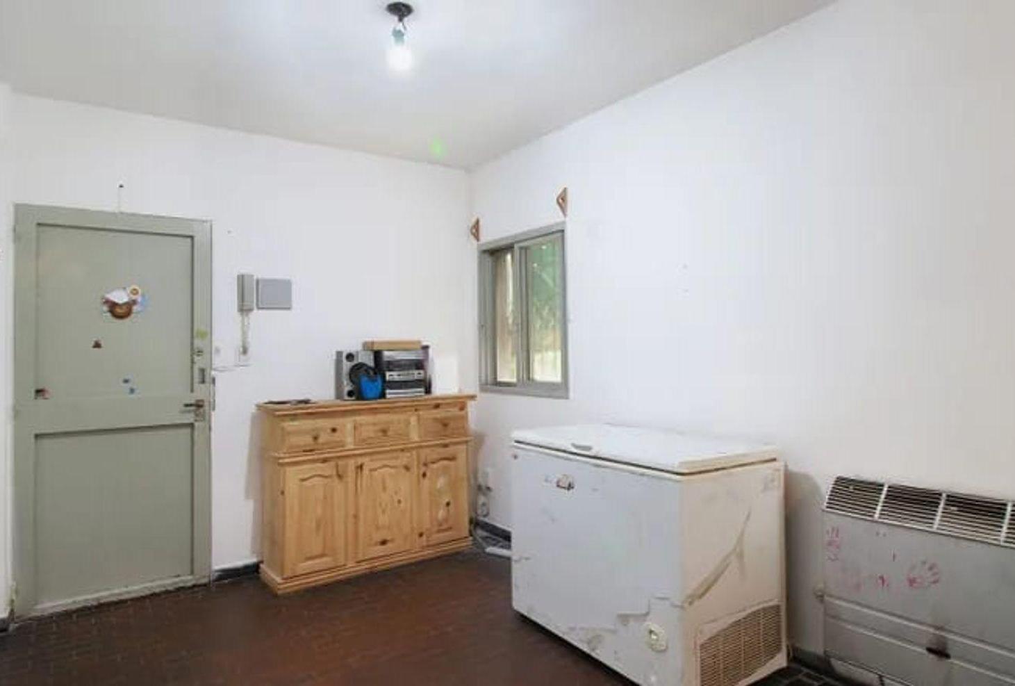 Foto de VENTA DEPARTAMENTO EN DÚPLEX 5 AMB. QUILMES A/CRED, imagen 4