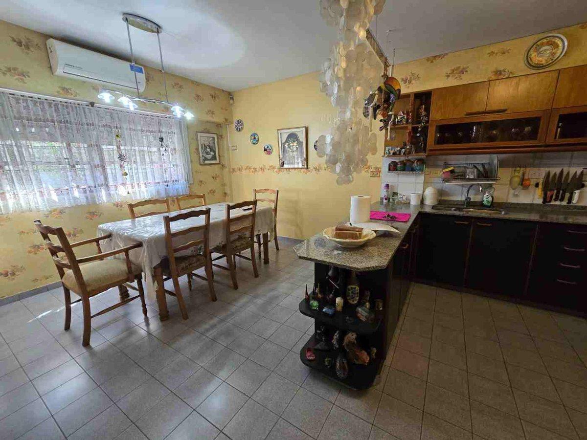 Foto de VENTA PISO 4 AMBIENTES CON DEPENDENCIA CABALLITO, imagen 2
