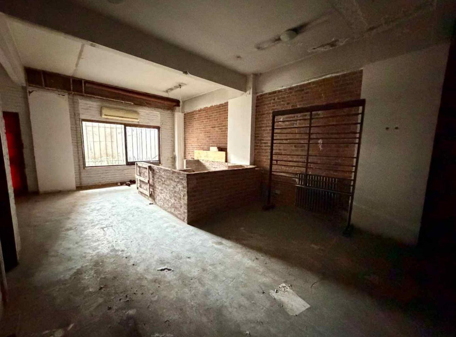 Foto de VENTA LOCAL COMERCIAL CON PATIO EN MONSERRAT CABA, imagen 4