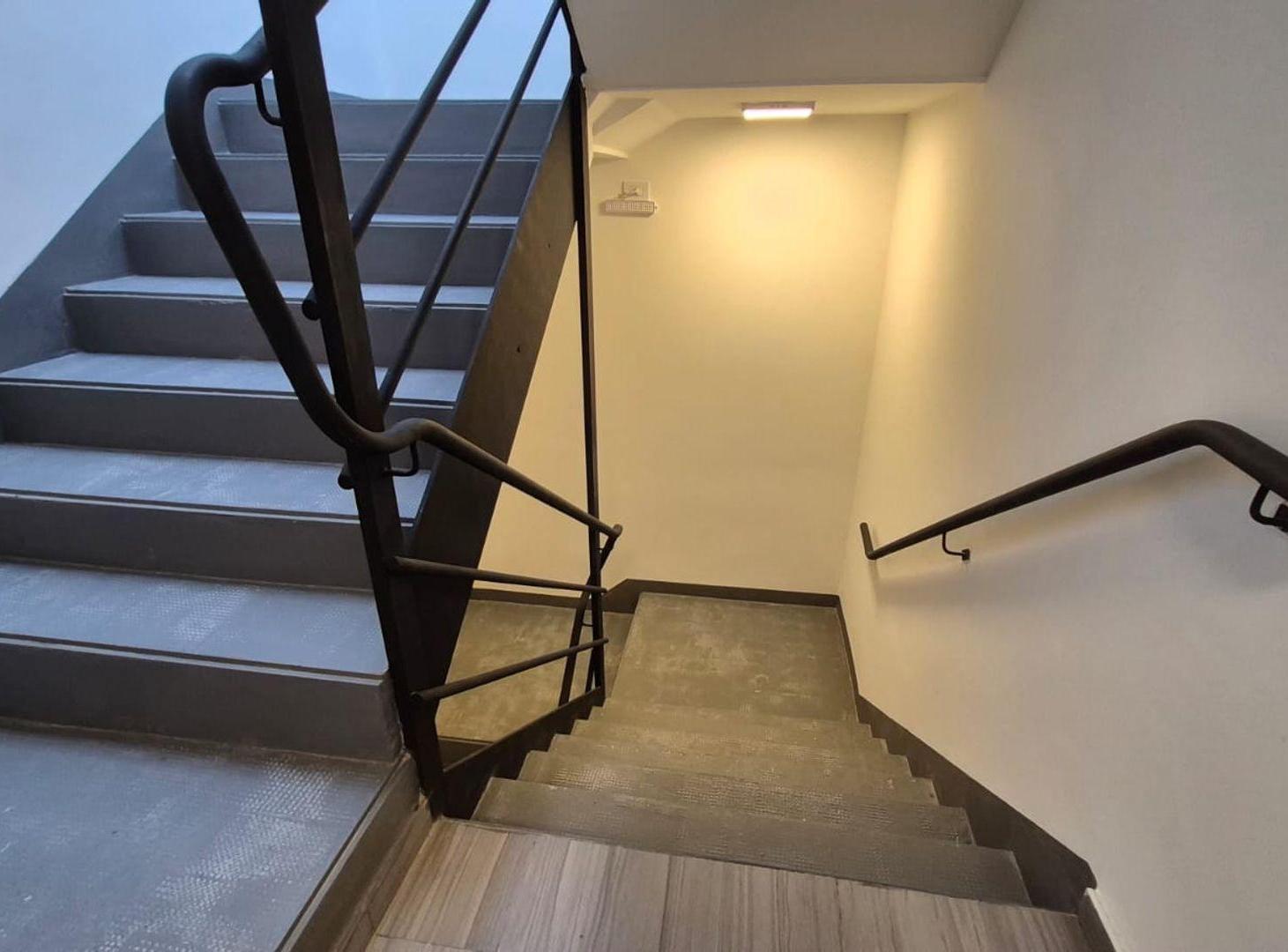 Foto de VENTA DEPARTAMENTO 2 AMBIENTES PARQUE CHACABUCO, imagen 5