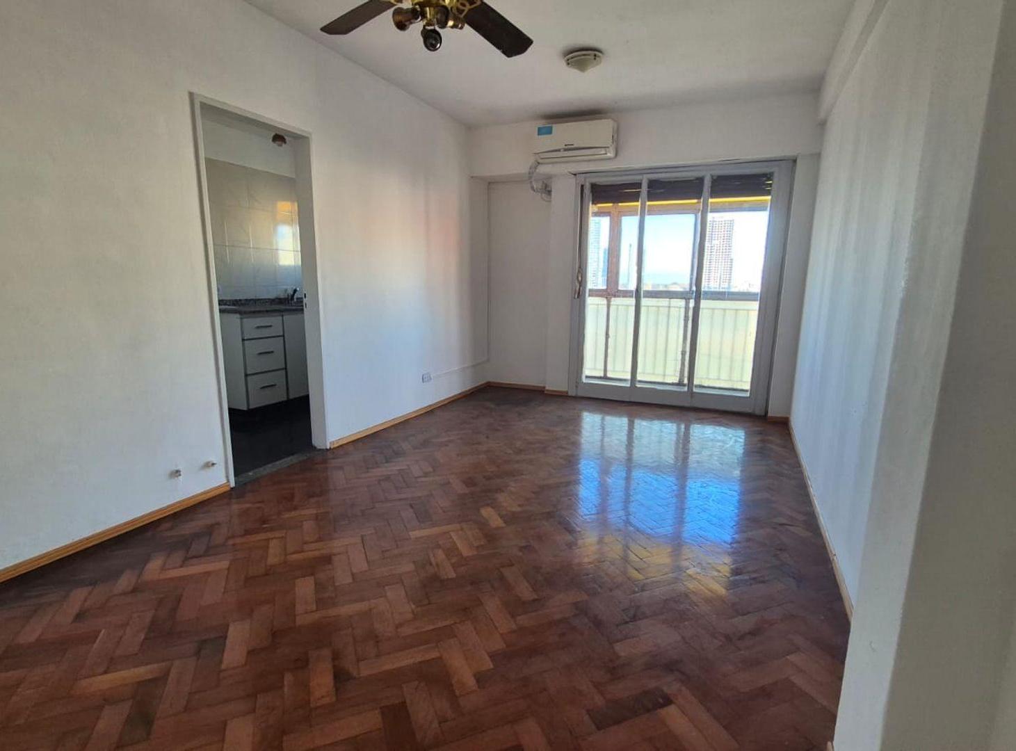 Foto de VENTA DEPARTAMENTO 3 AMBIENTES SAN TELMO, imagen 3